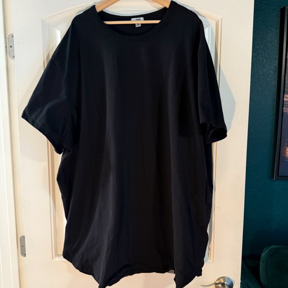 Black One Bone Scoop Tee Size 5 (6XL)
